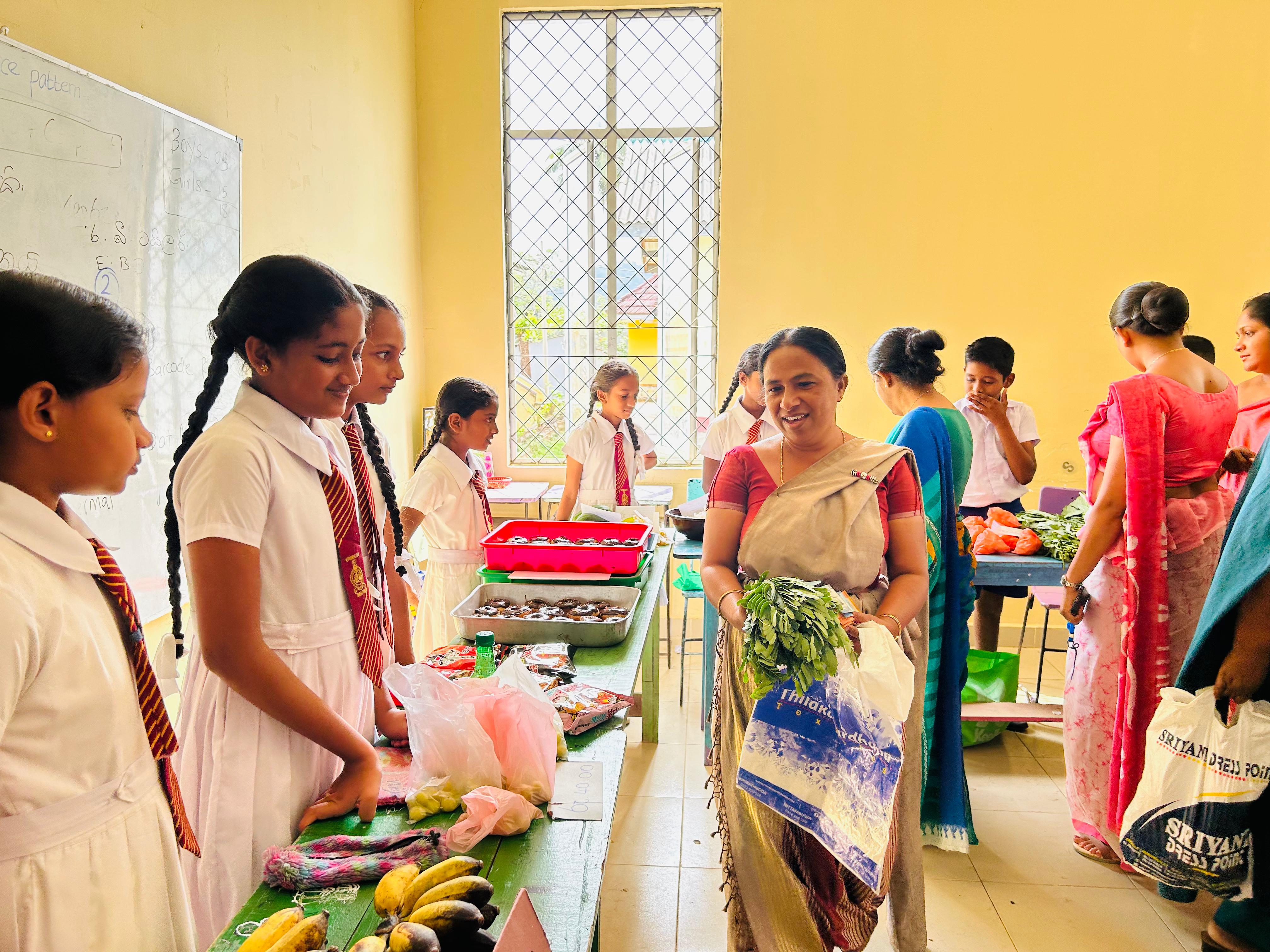 6-7 ශ්‍රේණි මගින් පවත්වනු ලැබූ පොළ